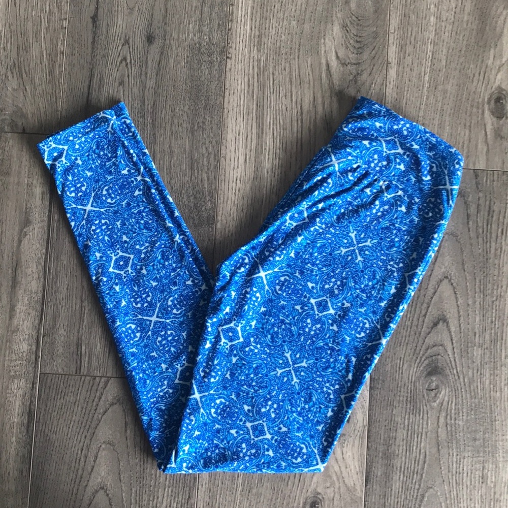 LuLaRoe leggings- Look Brand New!